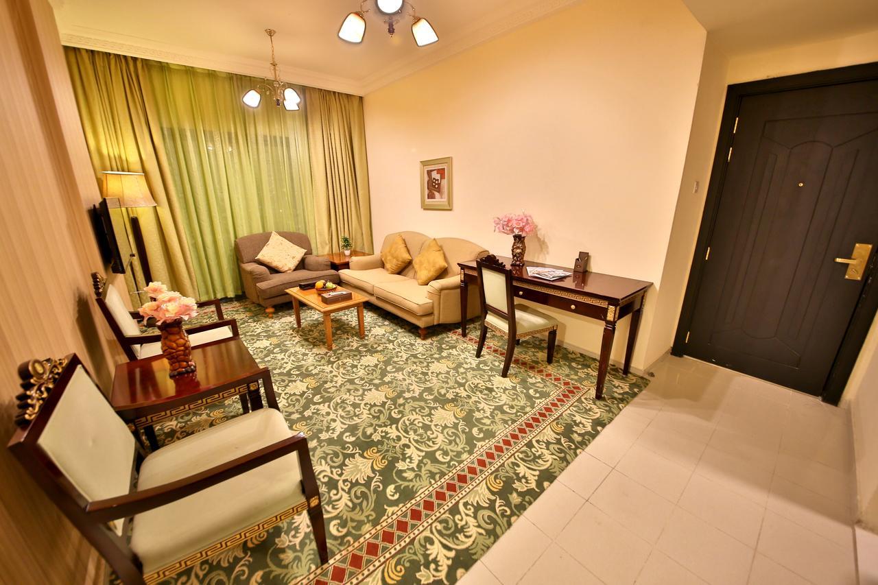 Midtown Furnished Apartments Ajmán Exterior foto