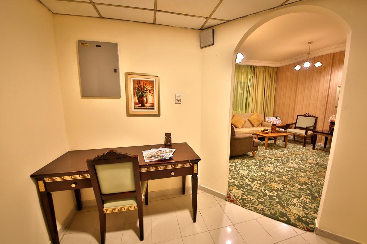 Midtown Furnished Apartments Ajmán Exterior foto
