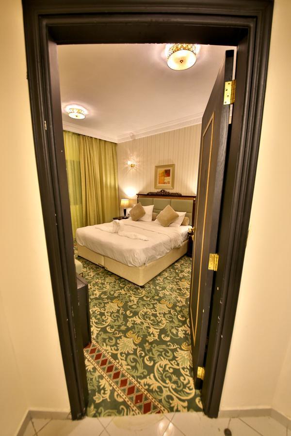 Midtown Furnished Apartments Ajmán Exterior foto